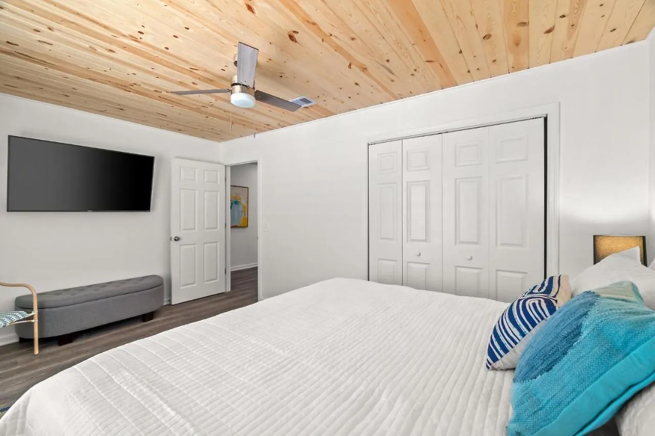 Islandia 319 Waterfront With A Pool Apartment Panama City Beach