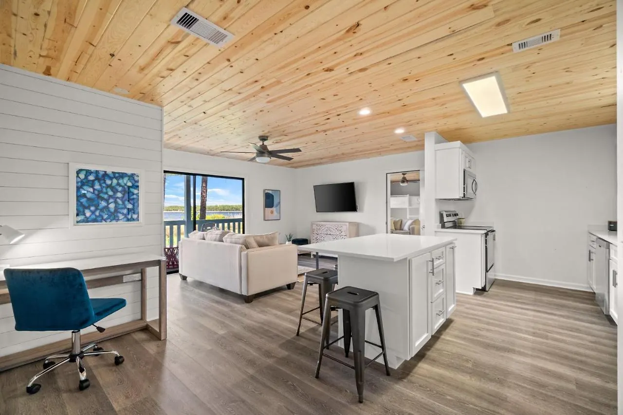 Islandia 319 Waterfront With A Pool Apartment Panama City Beach