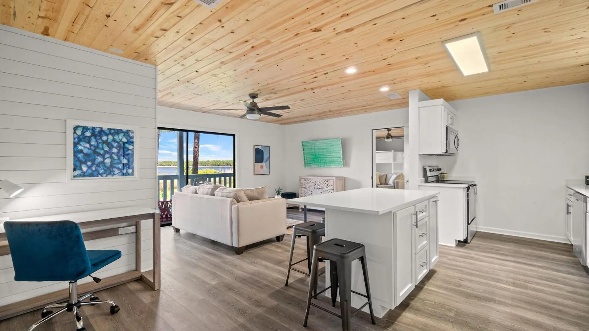Islandia 319 Waterfront With A Pool Apartment Panama City Beach